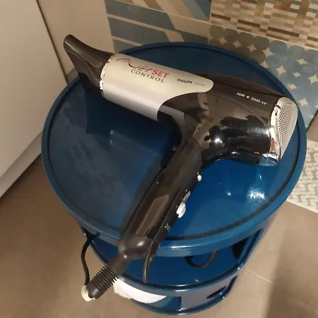 شقة A Casa Di Chicca سافونا